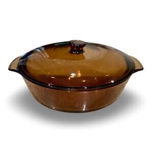 Anchor Hocking Covered Casserole Dish